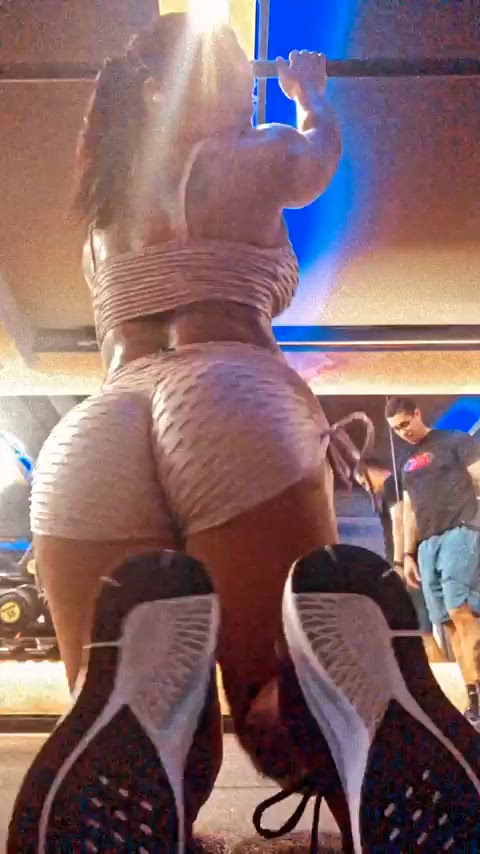 Vídeo Yuki, Vitória ES - Modelo fitness