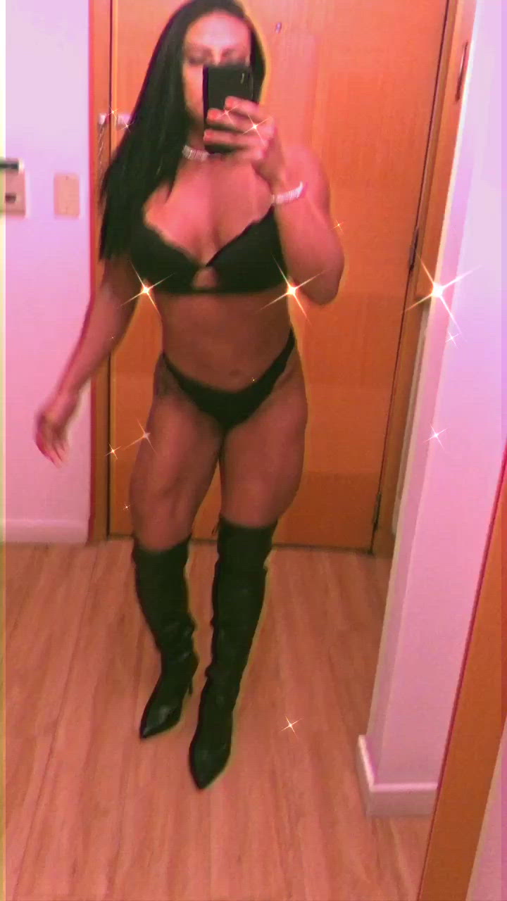 Vídeo Yuki, Vitória ES - Modelo fitness - Clique para assistir