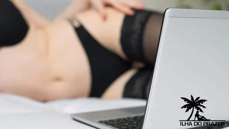 Sexo virtual, mulheres nuas na webcam ao vivo!